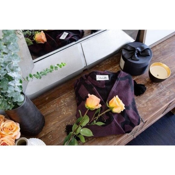 Cleobella Wine With Black Contrast & Tassels Sevigny Capelet - Picture 3 of 6